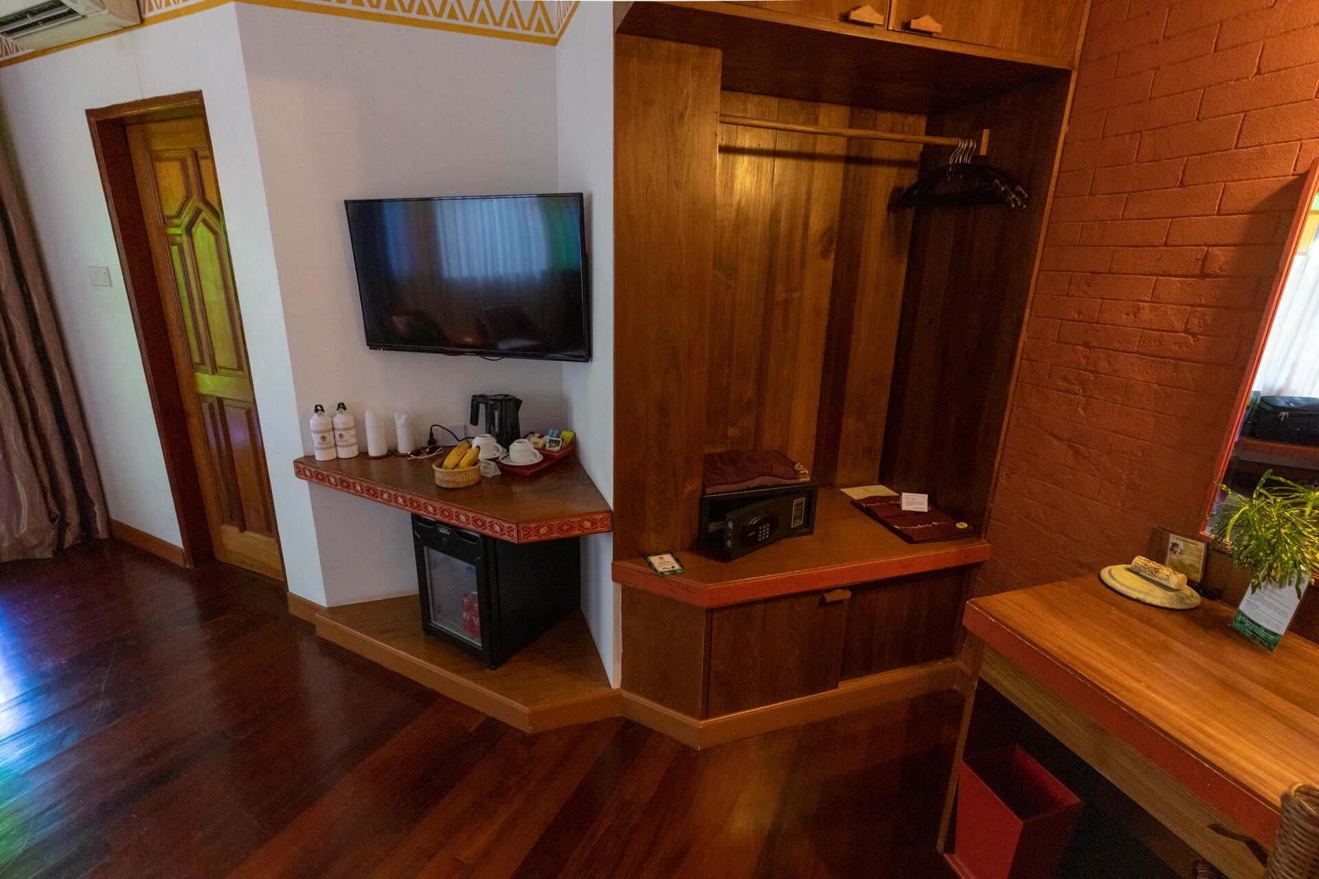 Ananta Bagan Hotel-官方
