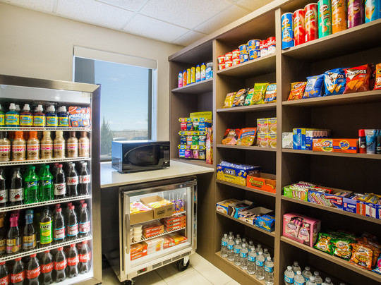 雪松城智选假日酒店及套房主图