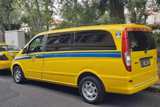 Rádio Táxis Madeira-沙尔必去景点