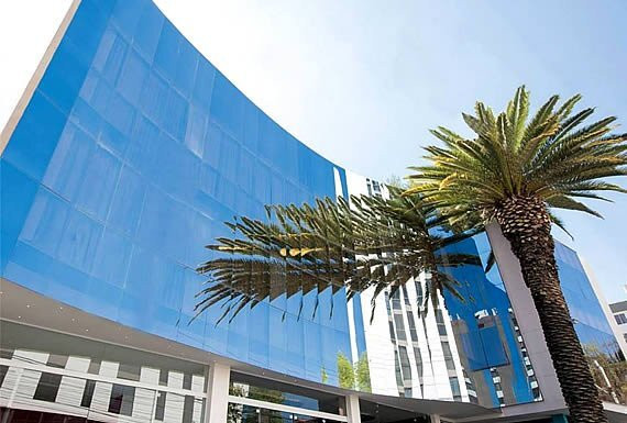 Camino Plaza Hotel主图