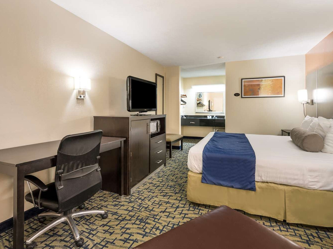 SureStay By Best Western Meridian主图