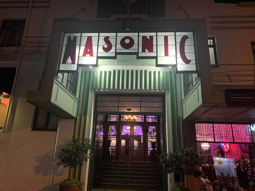 Art Deco Masonic Hotel主图