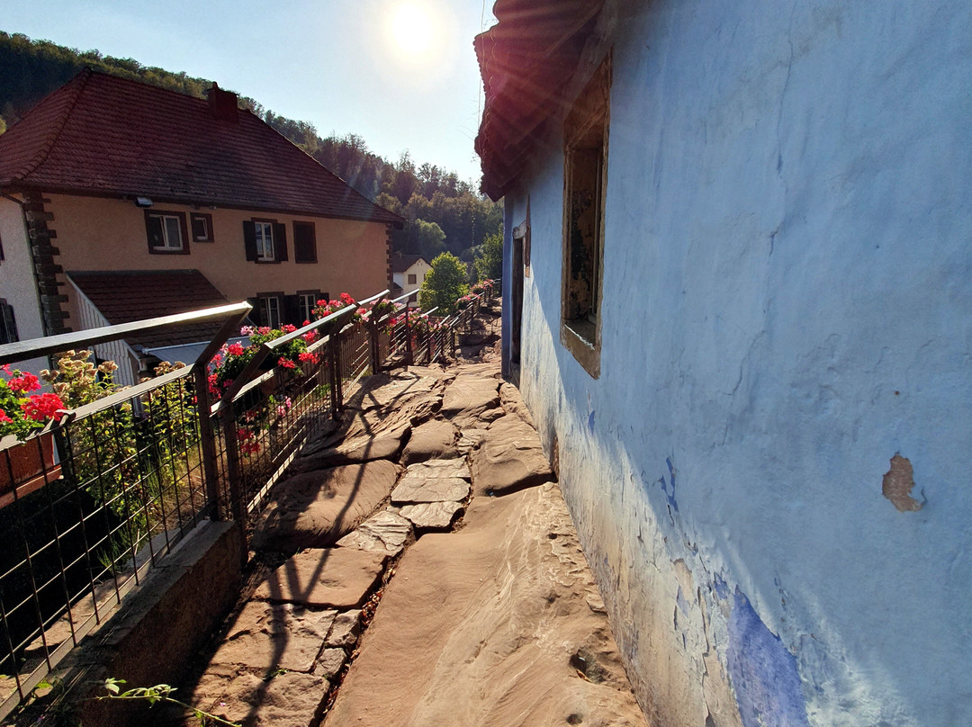 Les Maisons des Rochers景点图片