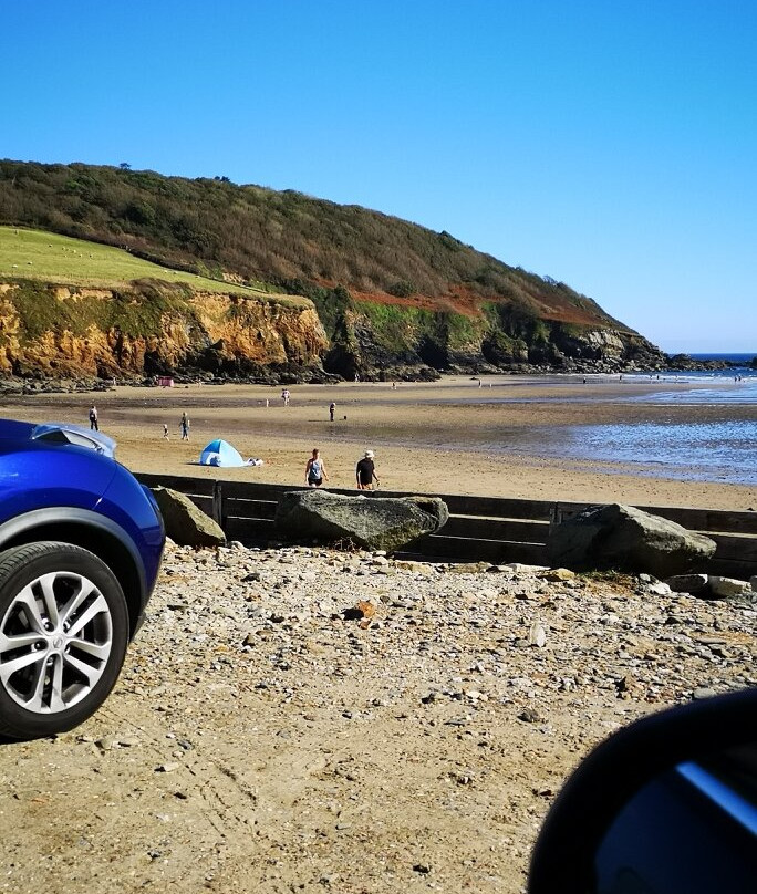 Porthluney Beach-Gorran Haven必去景点