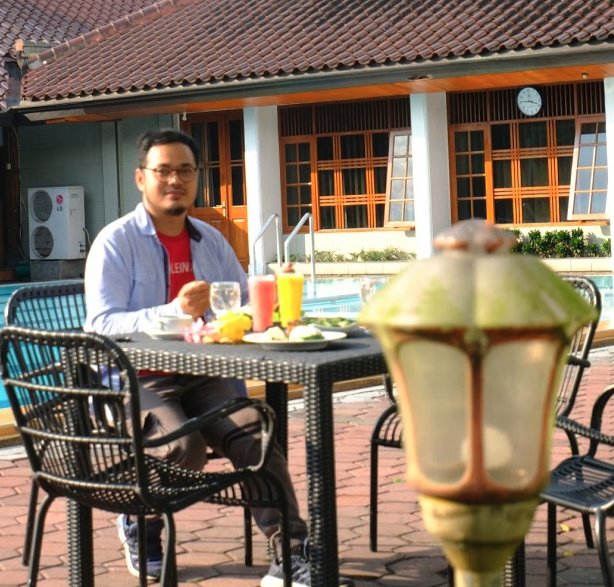 Front One Resort Magelang-餐饮
