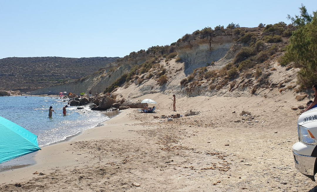 Agrilos Beach景点图片