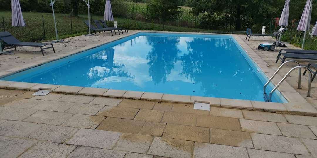 卡特萨克客栈主图