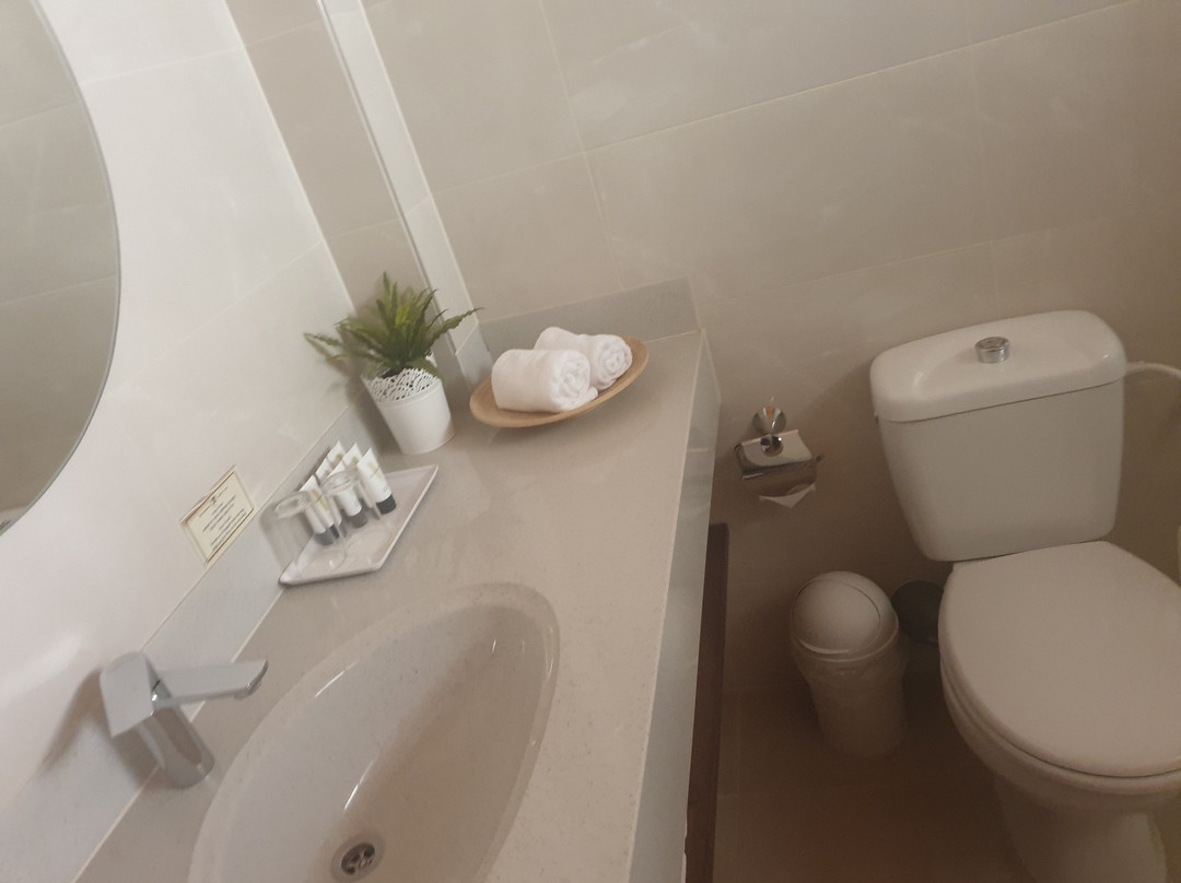 Logos Yad Hashmona主图