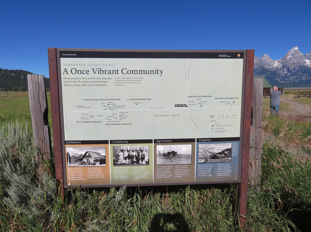 T.A. Moulton Barn-Kelly必去景点