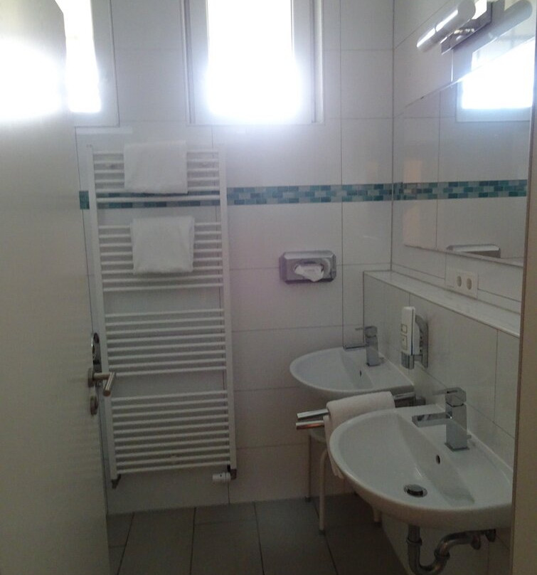 德姆斯彻蒙酒店主图