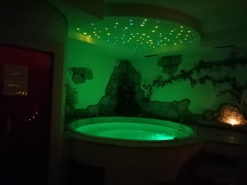蒂罗尔酒店-官方