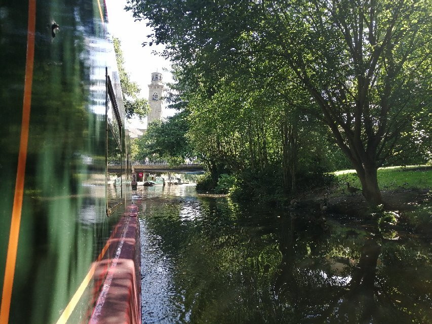 Saltaire Trip Boat景点图片