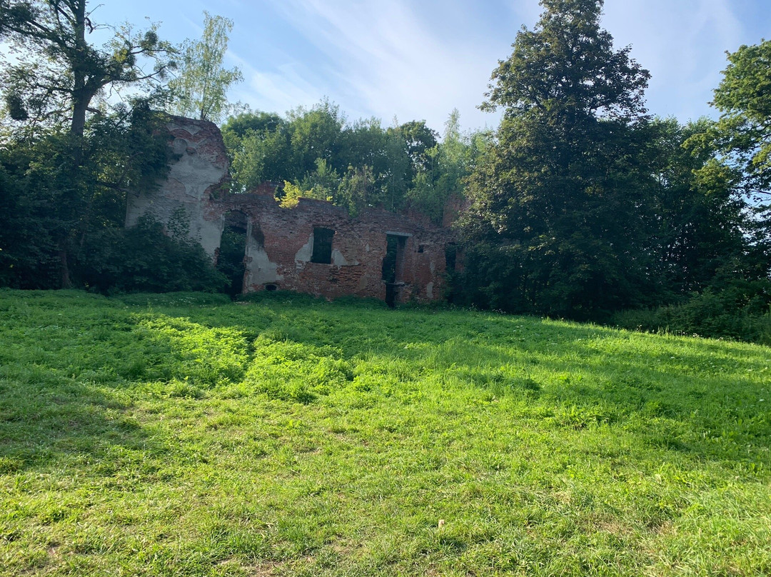 Gerdauen Castle-Zheleznodorozhnyy必去景点
