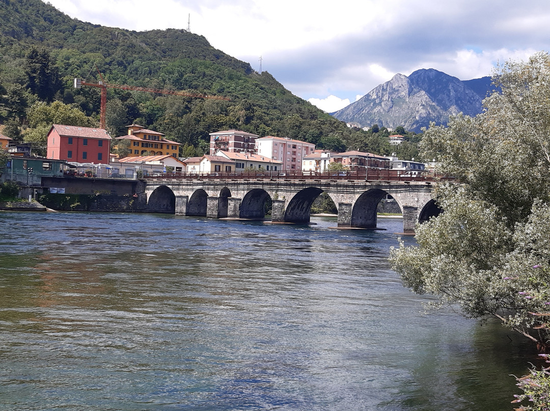 Ponte vecchio - Ponte Azzone Visconti-莱科必去景点