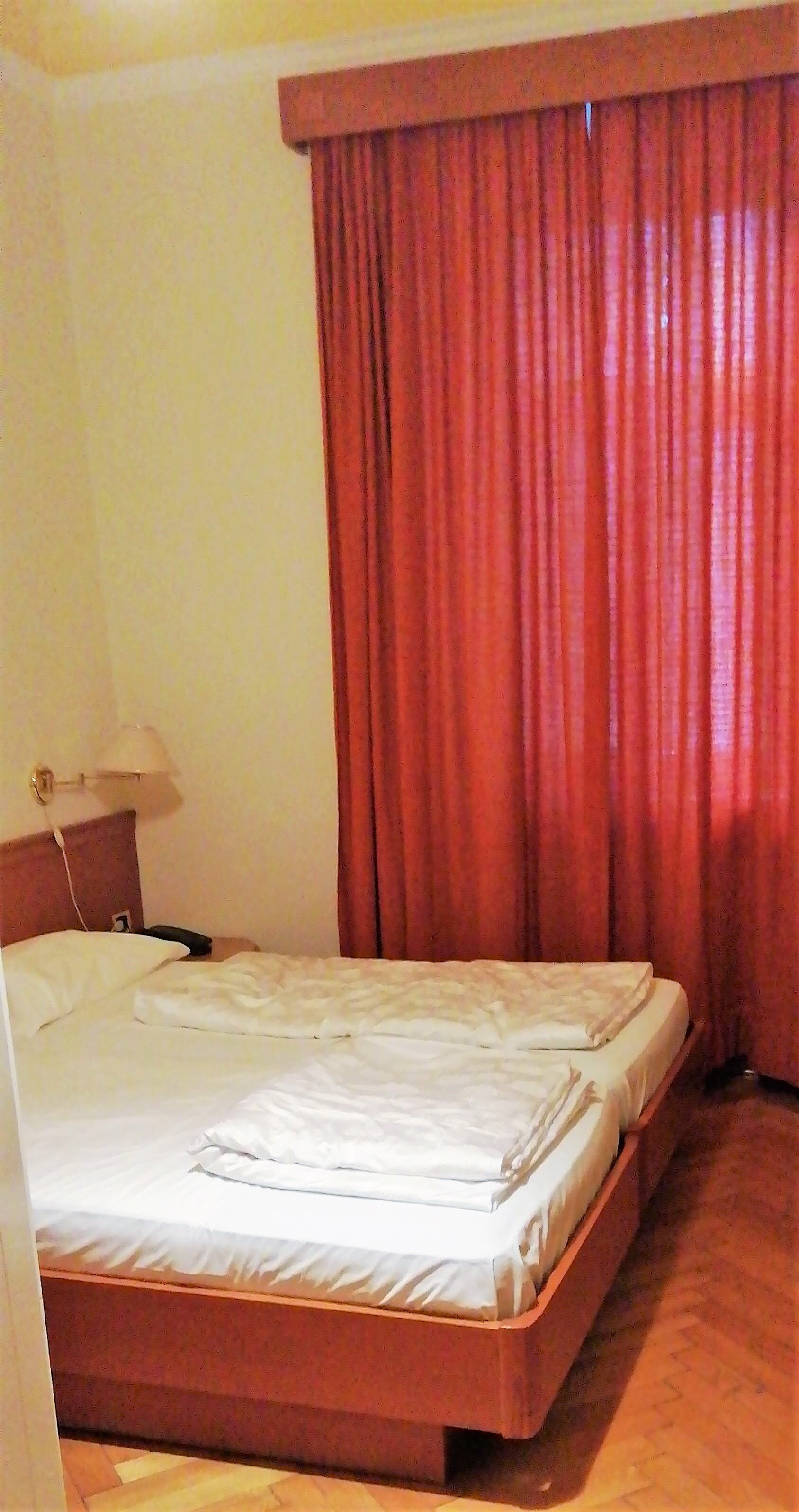 亚罗利姆酒店-官方