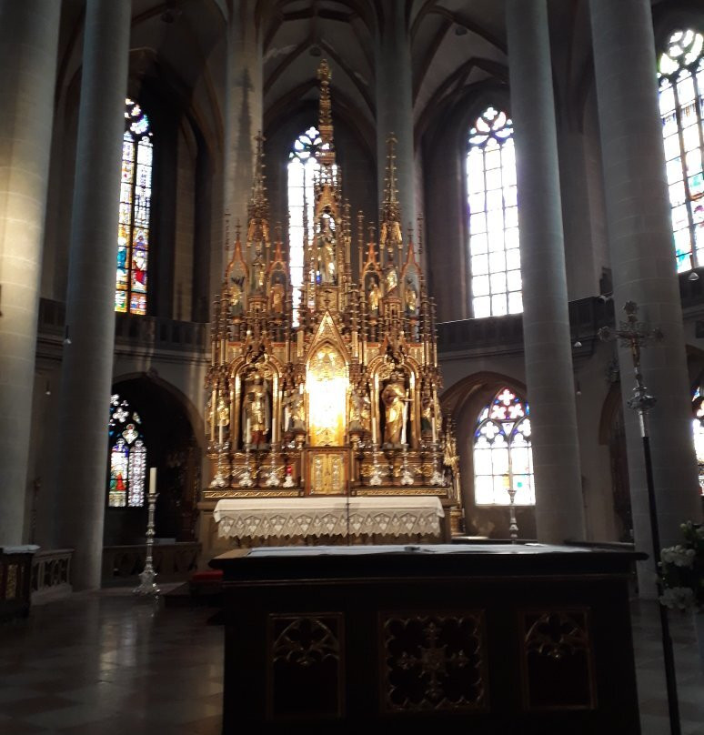 Basilika St. Martin-安贝克必去景点