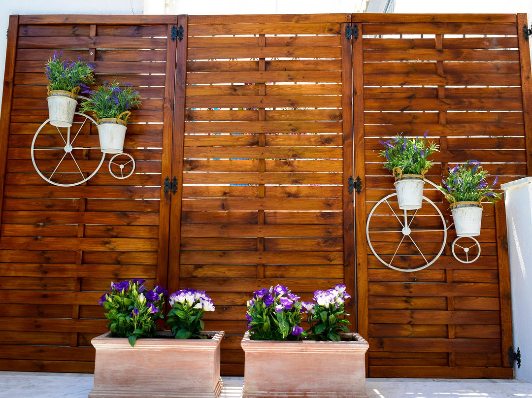 Pella Hotel - New主图