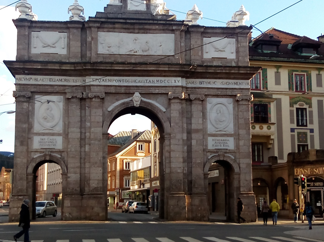 Triumphal Arch (Triumphpforte)-茵斯布鲁克必去景点