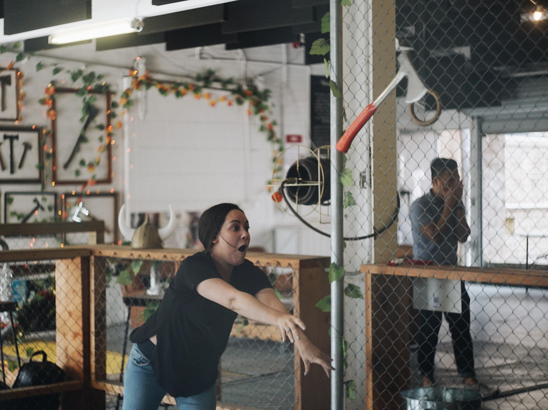 MANIAX Axe Throwing - St Peters景点图片