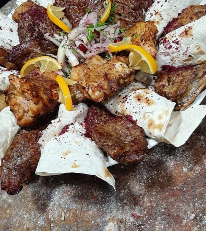 Noyabrsk餐馆和美食-Legenda