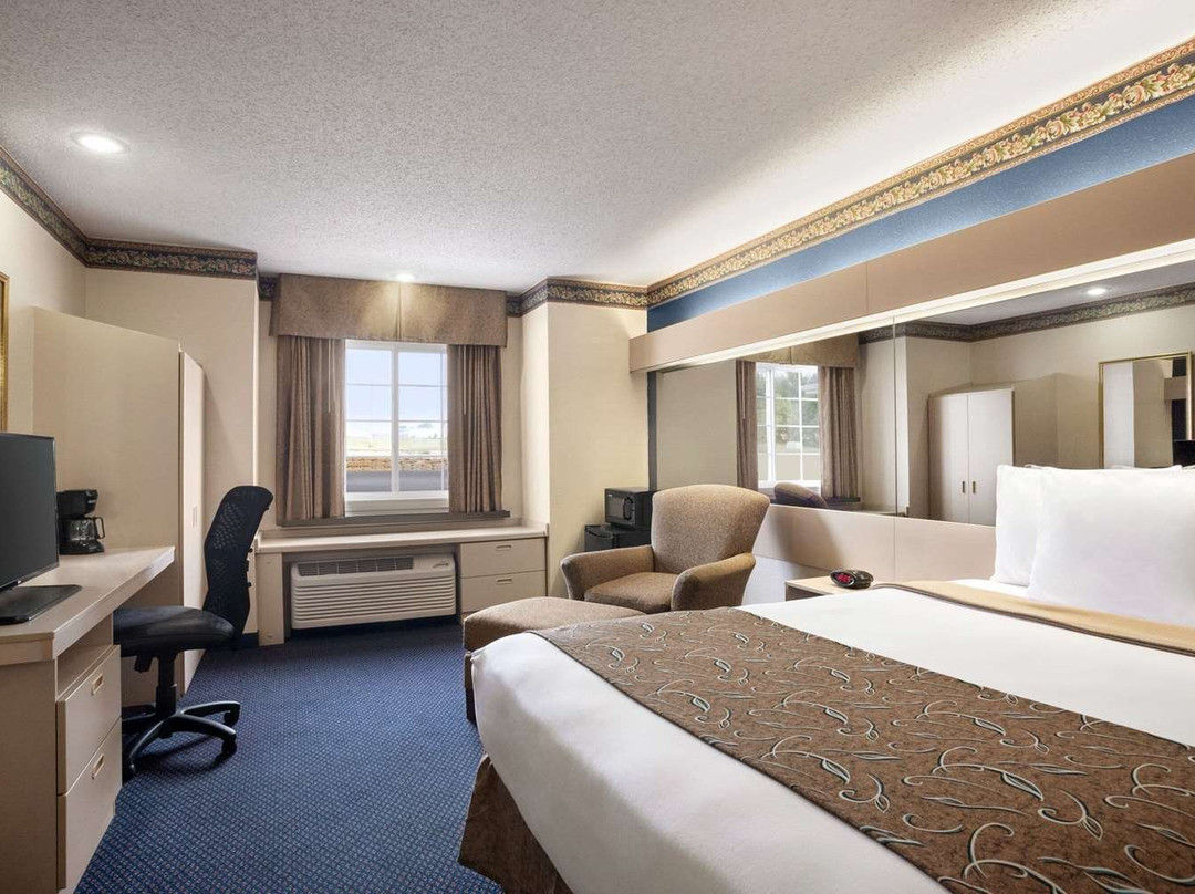 Travelodge by Wyndham Fort Scott主图