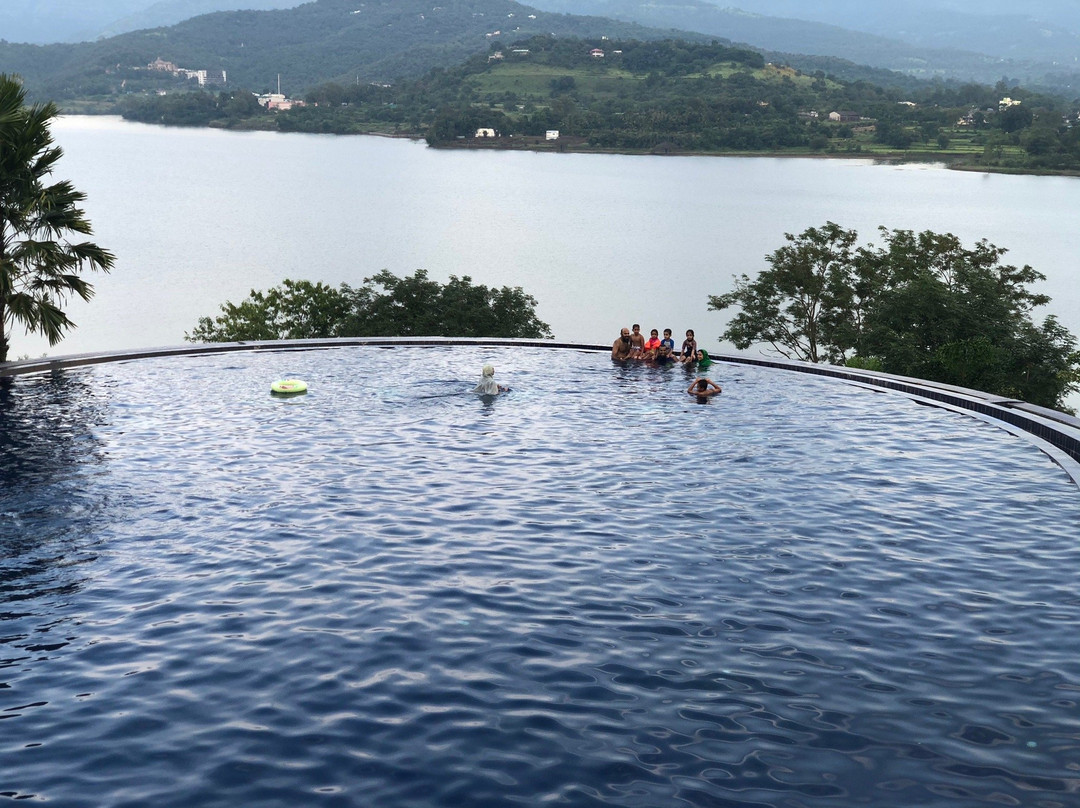 The Splendour Country Club主图