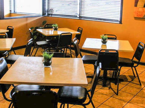 新港财富酒店及套房主图