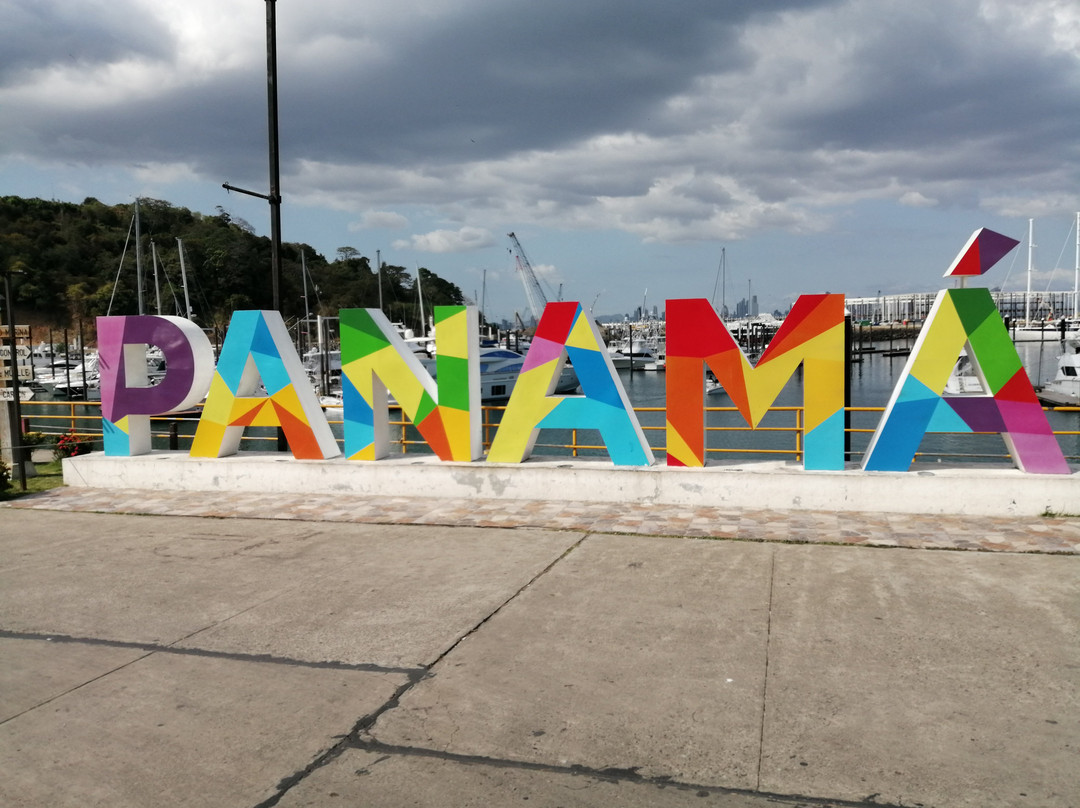 Melania Panama Tours-巴拿马城必去景点