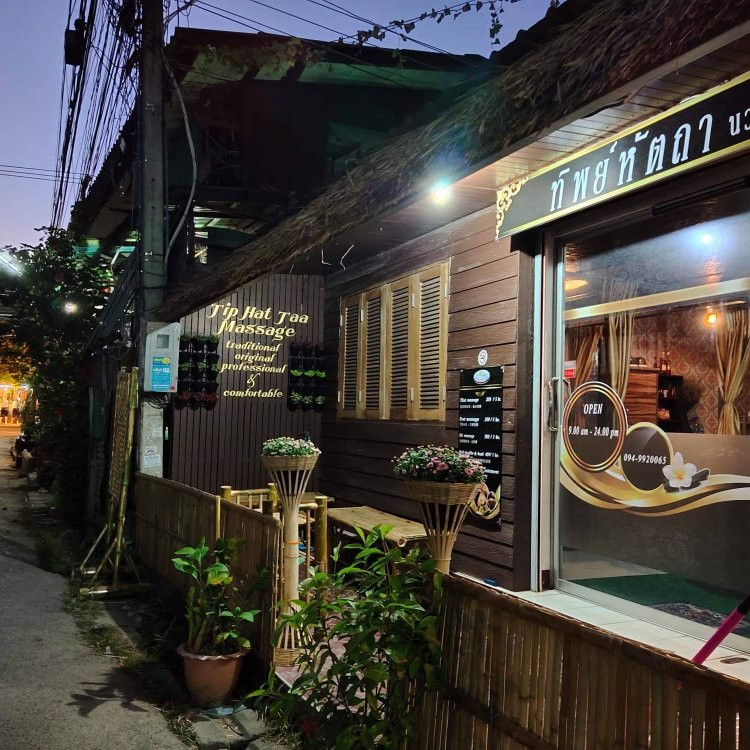 Tip Hat Taa Professional Thai Massage-Treatments-Therapy And Teaching Courses-Si Phum必去景点