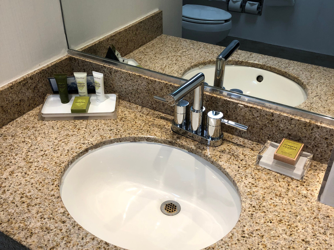 希尔顿长岛/杭廷顿酒店主图