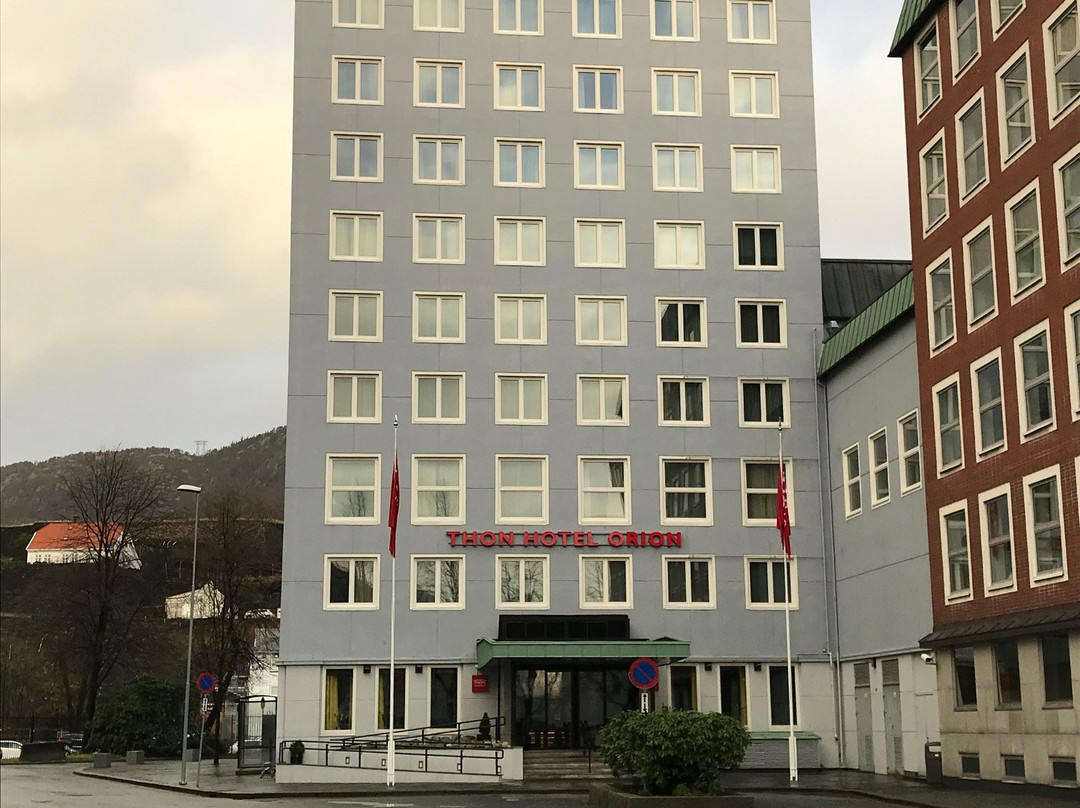 通博金布吕格酒店主图