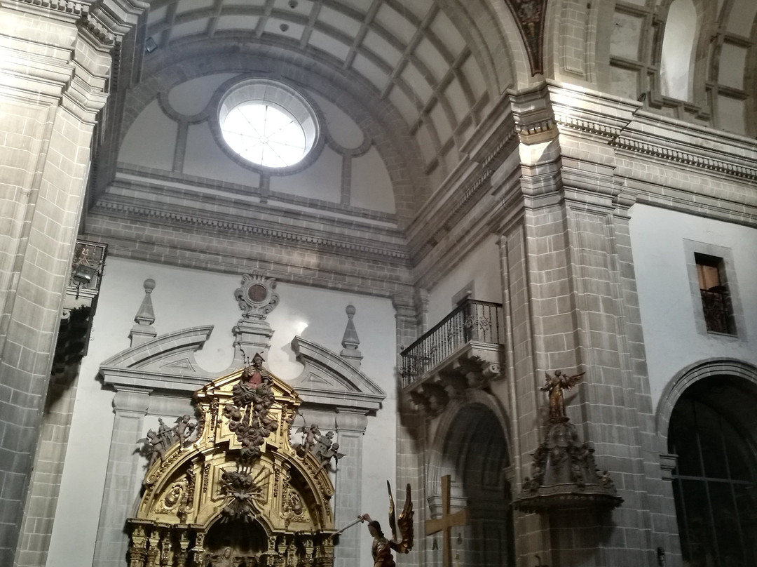 Monasterio de San Julian de Samos景点图片