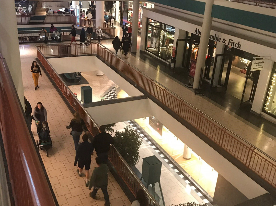 美国命运之神购物中心-锡拉丘兹必去景点