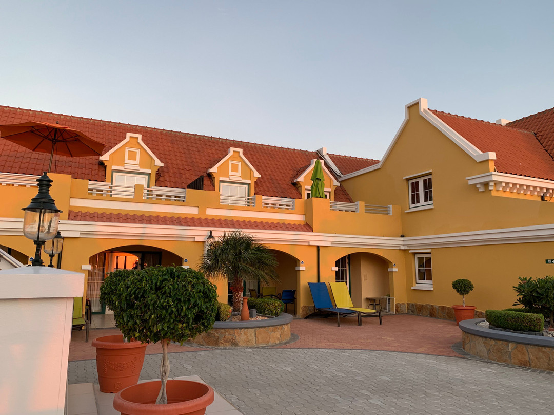 Amsterdam Manor Beach Resort主图