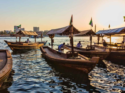 迪拜河Abra木船码头-迪拜必去景点