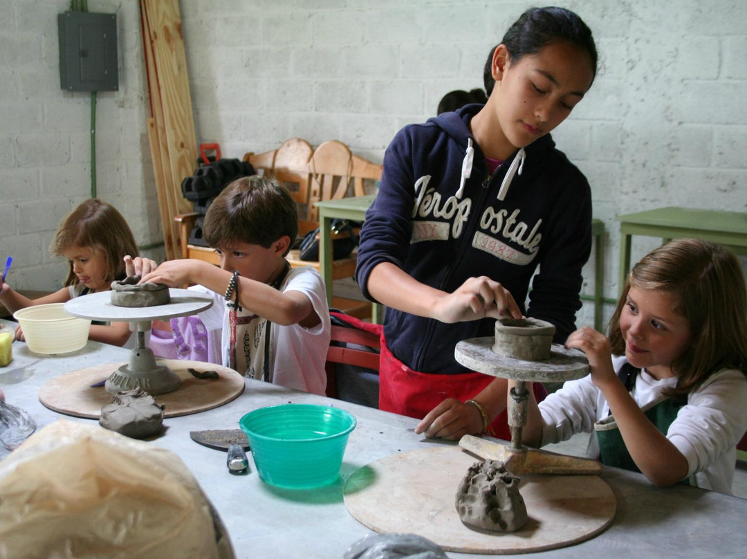 Gaspart Studio-巴耶－德布拉沃必去景点