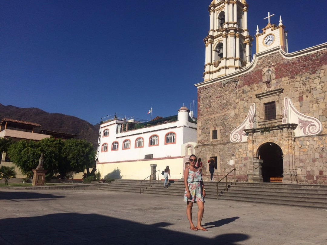 Ajijic旅游景点-Parroquia de San Andrés Apostol