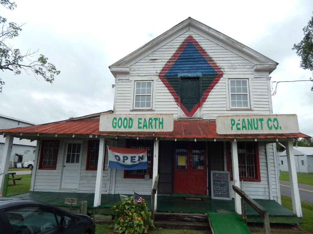 Good Earth Peanut Company景点图片
