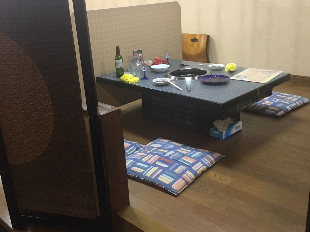 炭火焼肉 平和伝