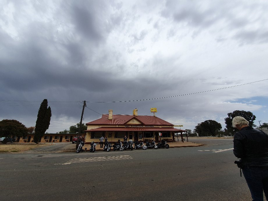 London Hotel Motel Ardlethan主图