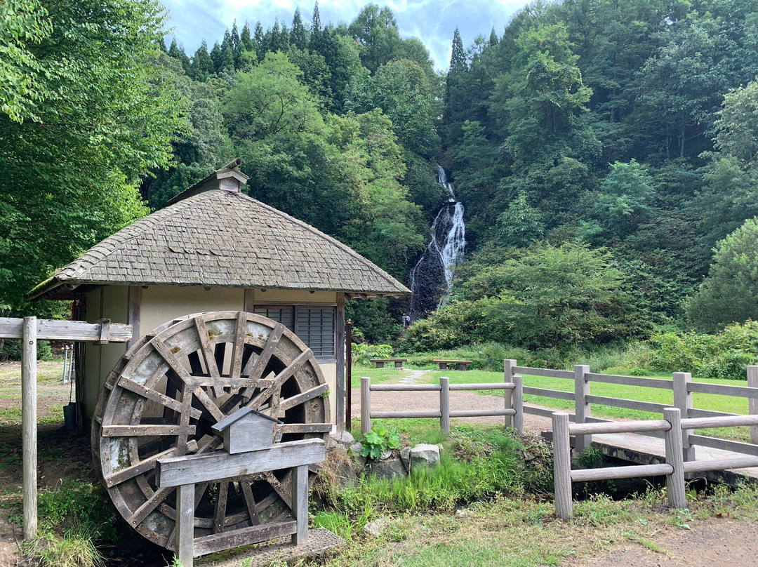 Michi-no-Eki, Kosaka Nanataki-小坂町必去景点