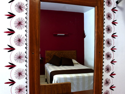 洛斯西卢罗斯酒店主图