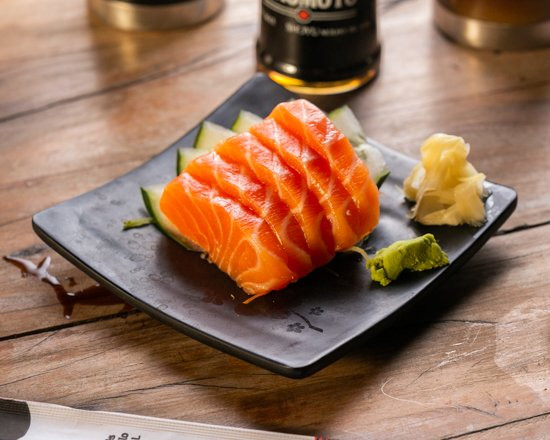 Tmak Sushibar & Poke House