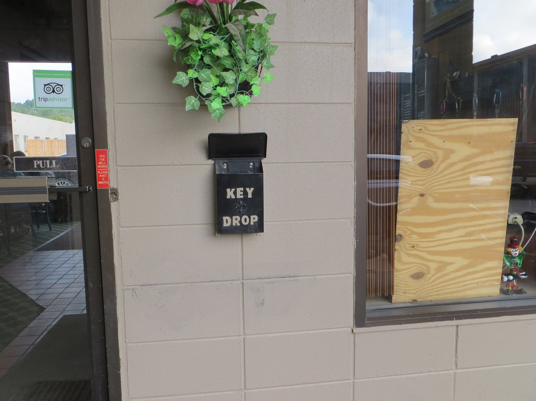 Bear Lodge Motel主图