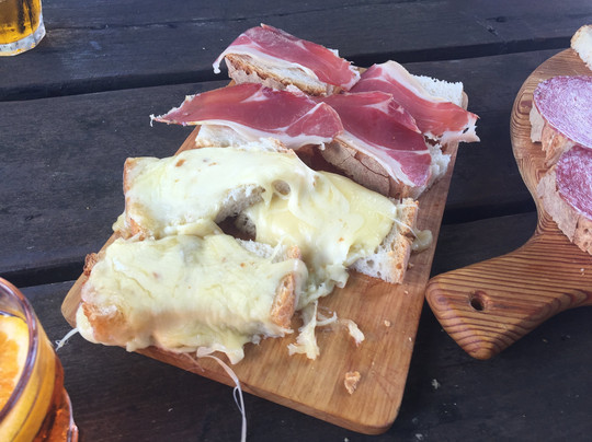 rifugio Guado Liscia-阿尼奥内必去景点