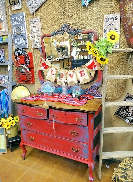 Black Bear Antiques-Ellijay必去景点