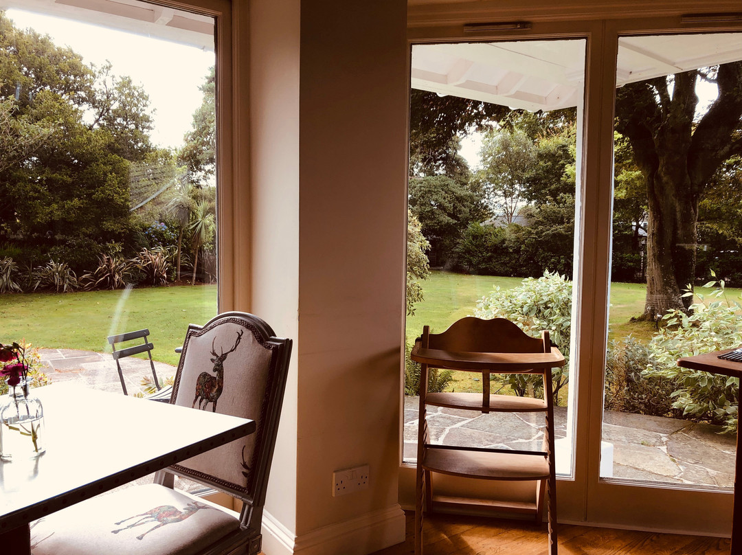 The Whitehouse主图