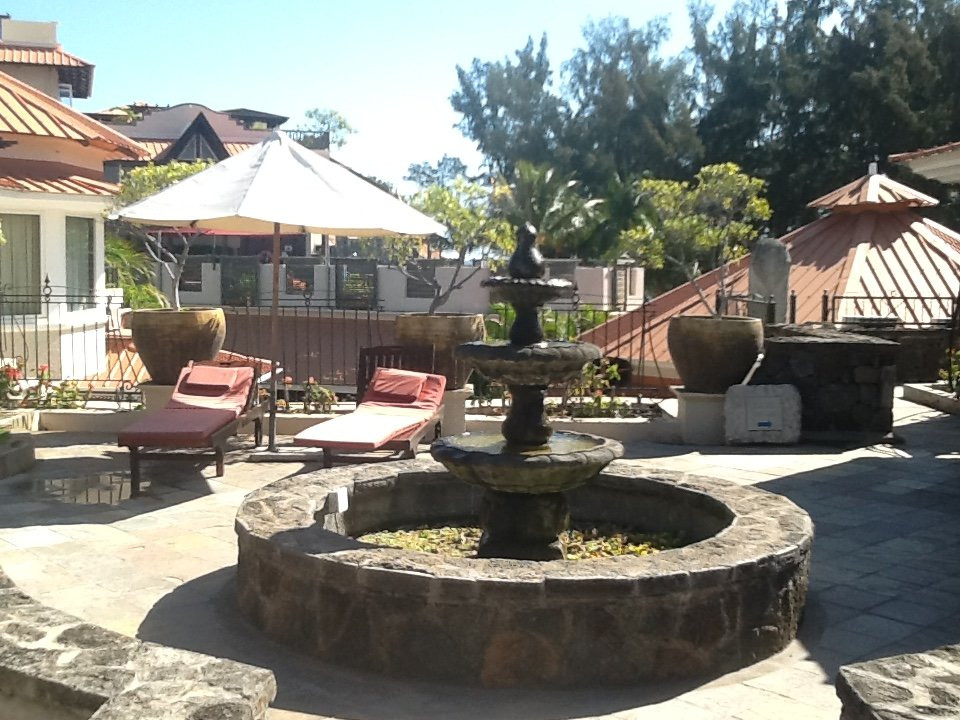 昂亚利温泉酒店主图