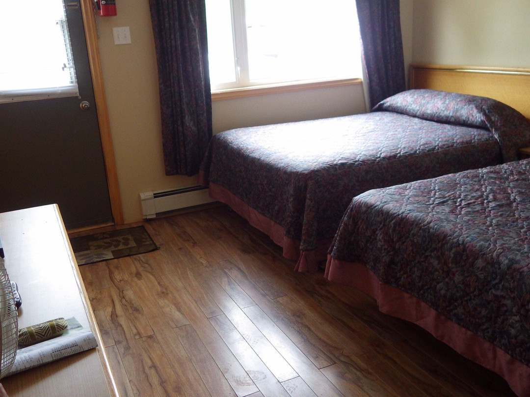 Clode Sound Motel and Restaurant主图