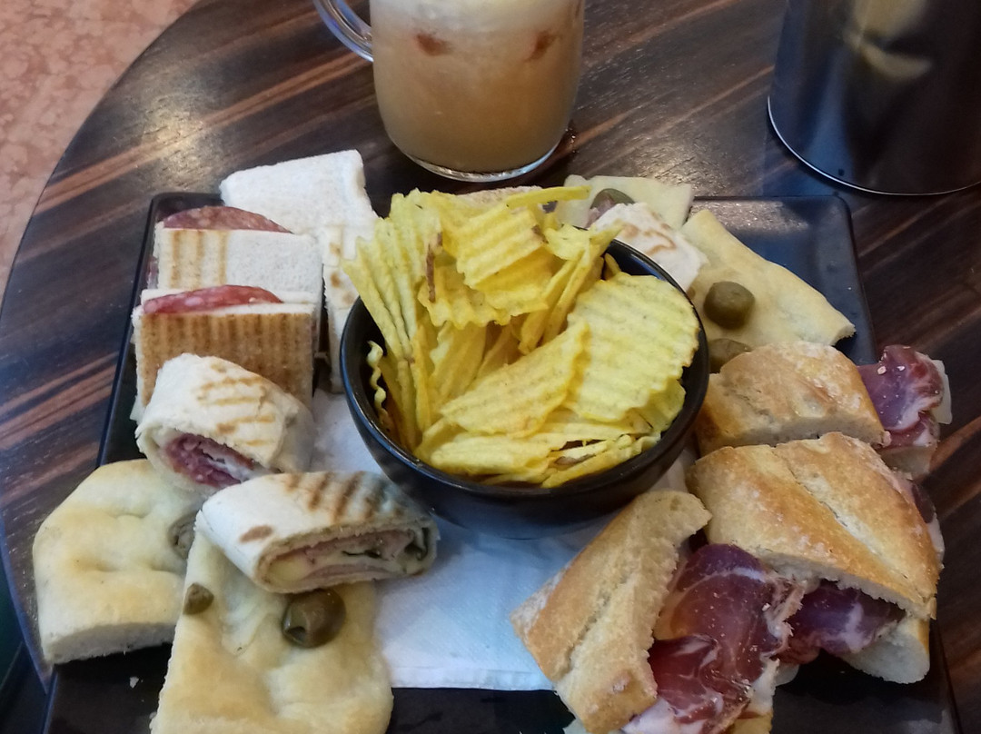 Centro Commerciale Serravalle景点图片